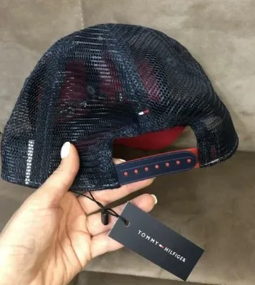 Кепки Tommy Hilfiger