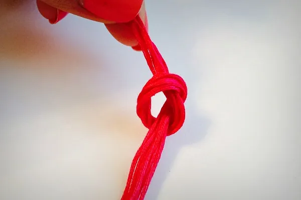 Как создать узел с помощью нитки