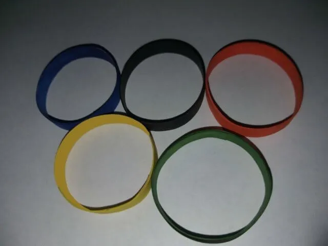 Олимпийские символы в стиле квиллинг