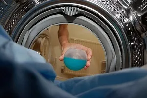  Как стирать куртку Sintepong в стиральной машине