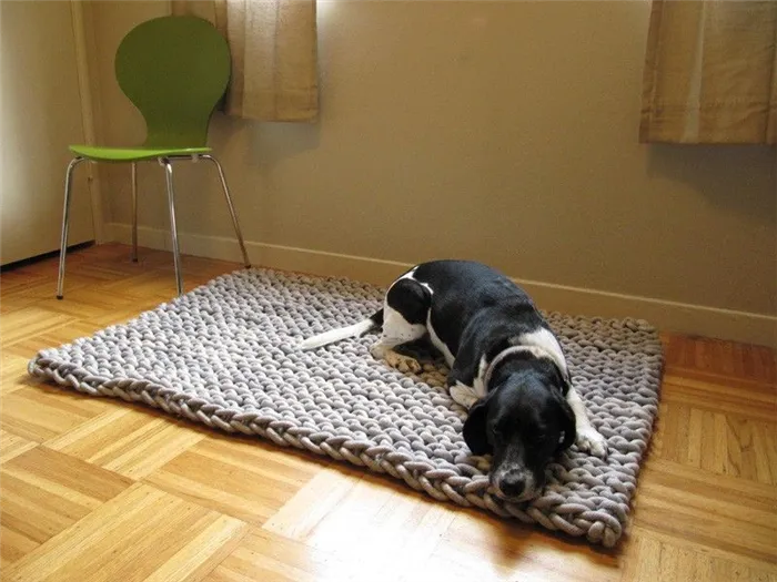 Лежаки для собак, которые можно сделать своими руками за 30 минут