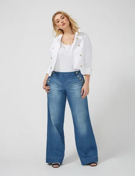 Свободные джинсы помогают максимально увеличить объем.