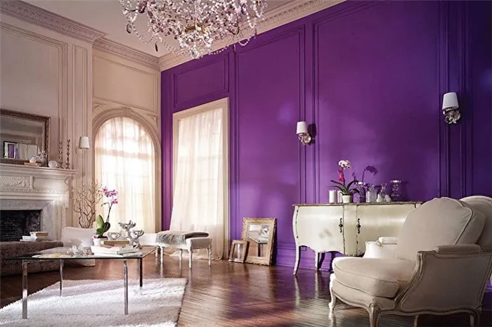 С каким цветом сочетается фиолетовый - дизайн гостиной