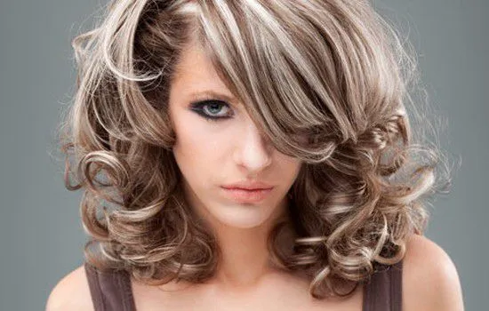 Осветление волос - стили, тенденции и фотографии