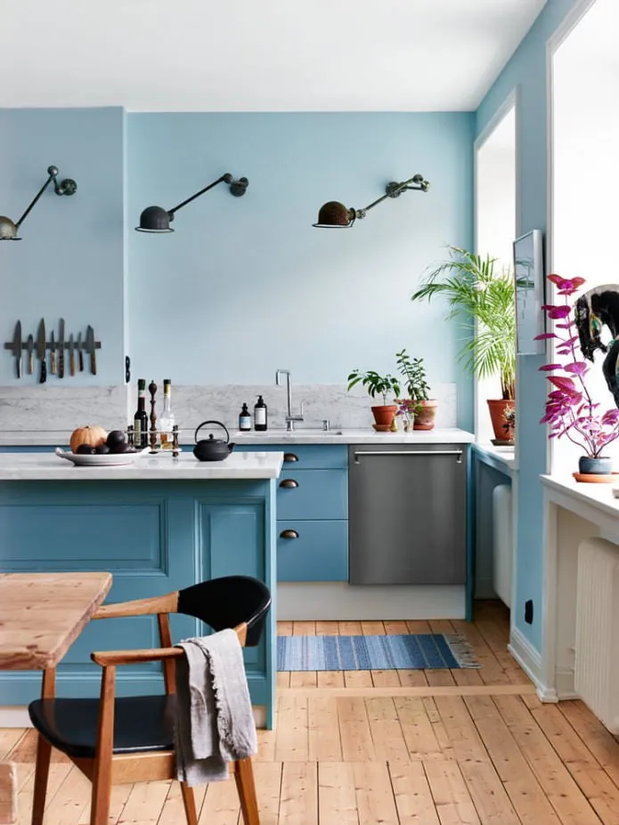Дизайн голубой кухни