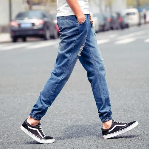 Джинсы с эластичным низом для мужчин. Как называются мужские джинсы с эластичным низом?