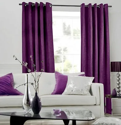 фиолетовые шторы серы стены 