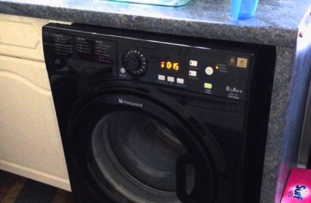 Если стиральная машина не полоскает, но отжимает - решение