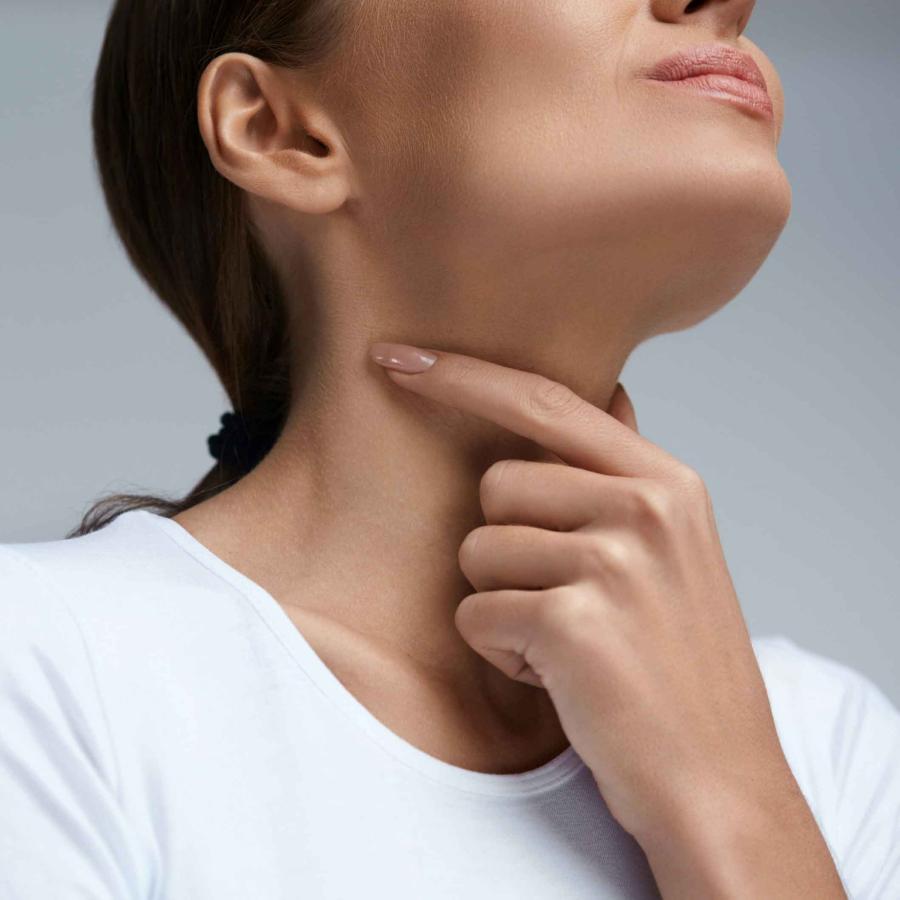 симптомы щитовидки у женщины фото