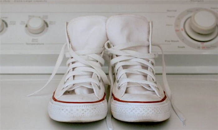 Почистить тканевую обувь
