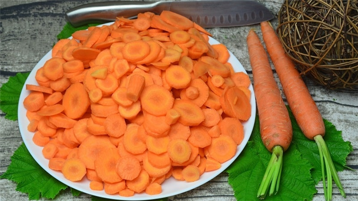 Срок хранения моркови в холодильнике и как это правильно делать