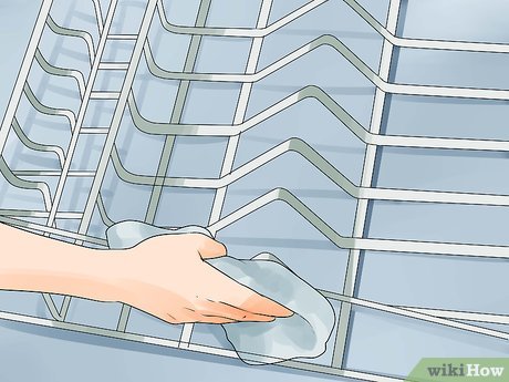 Изображение с названием Clean a Smelly Dishwasher Step 4