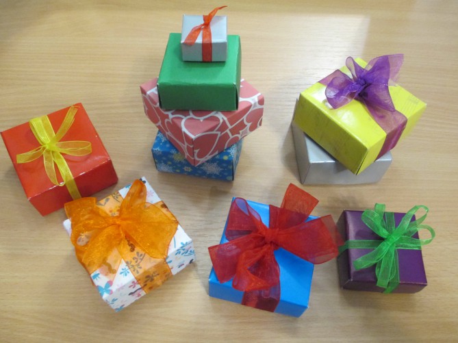 Мастер-класс «Коробочка для подарков, игр и мелочей в технике «оригами»