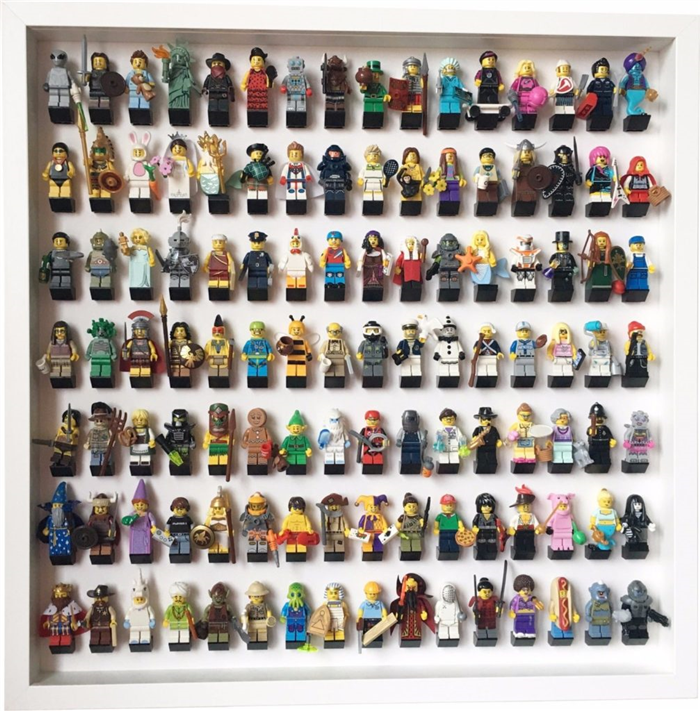 Дисплей-рамка для 112 минифигурок Лего