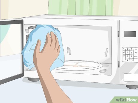 Изображение с названием Get Rid of Microwave Smells Step 3